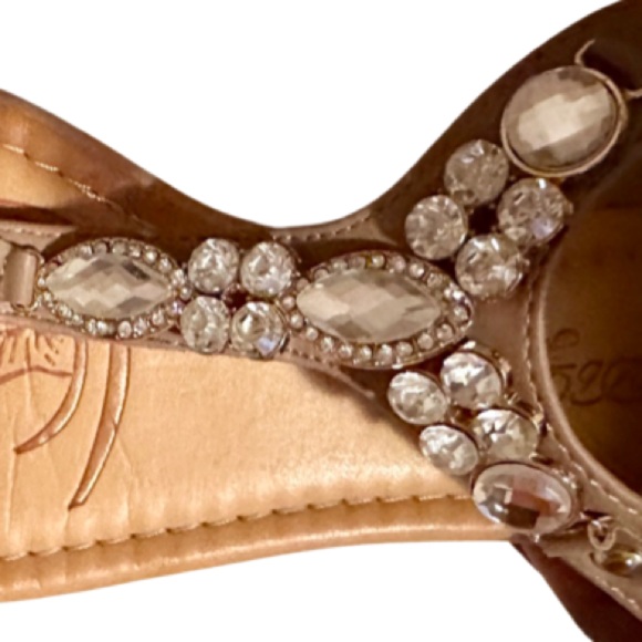 DbDk Fashion Crystal Women’s Flat Sandals - Picture 3 of 10